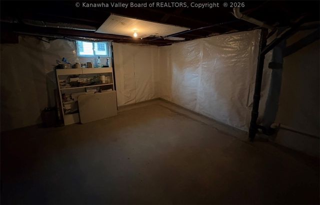 429 Park Avenue, South Charleston, WV 25309