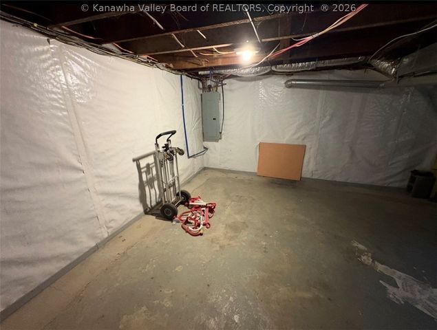 429 Park Avenue, South Charleston, WV 25309