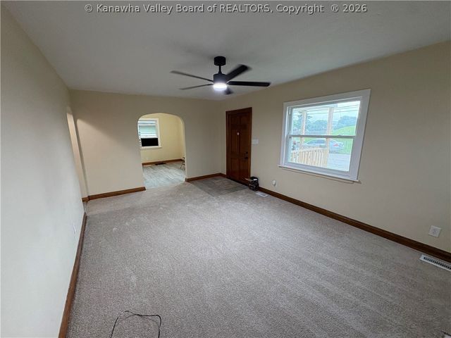 429 Park Avenue, South Charleston, WV 25309
