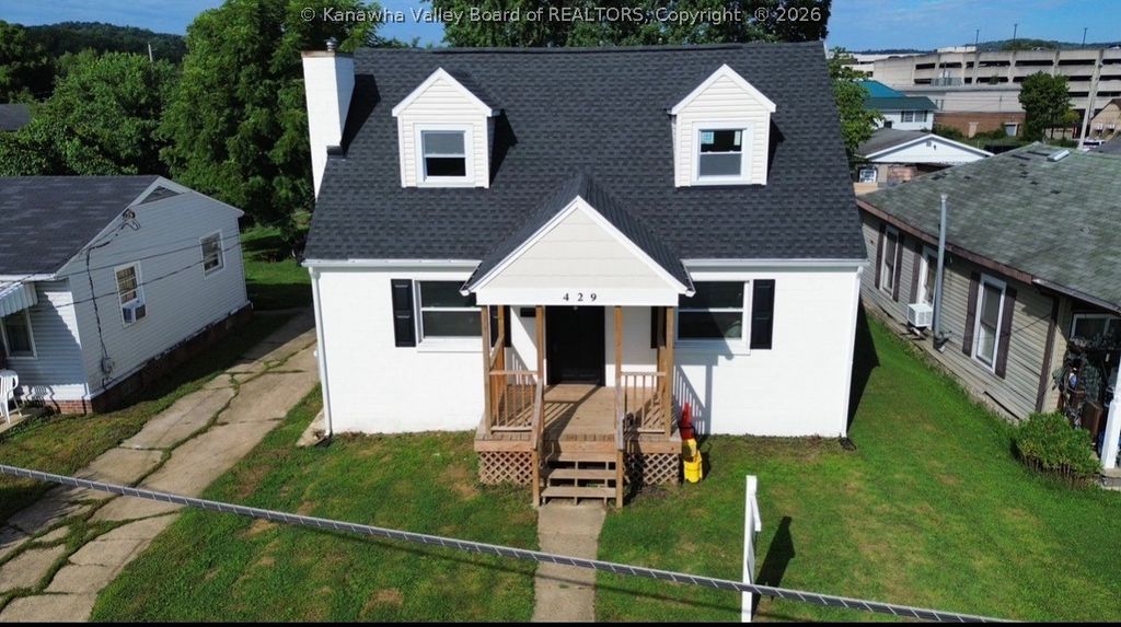 429 Park Avenue, South Charleston, WV 25309