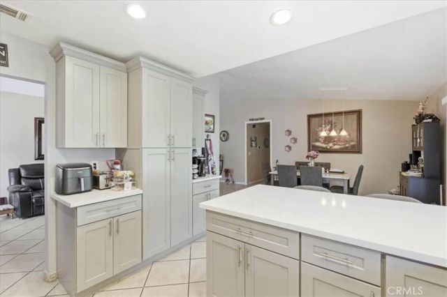 769 Harding, Hemet, CA 92543