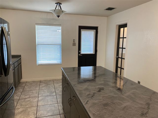 912 Mosaic Drive, Fort Worth, TX 76179