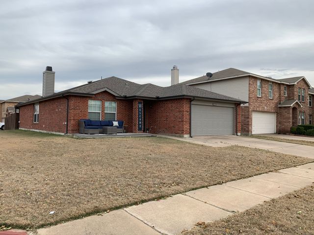 912 Mosaic Drive, Fort Worth, TX 76179