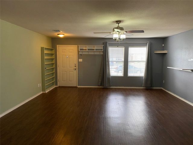 912 Mosaic Drive, Fort Worth, TX 76179