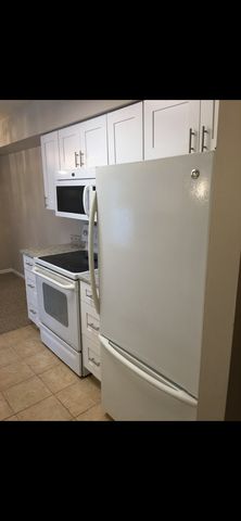 2612 PIRATES COVE 2, Schaumburg, IL 60173