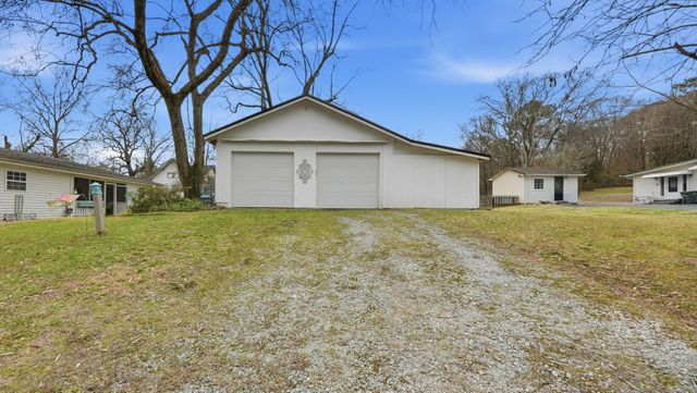 5429 School Drive, Hixson, TN 37343
