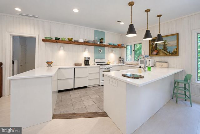 401 E CHERRY ST, Wenonah, NJ 08090
