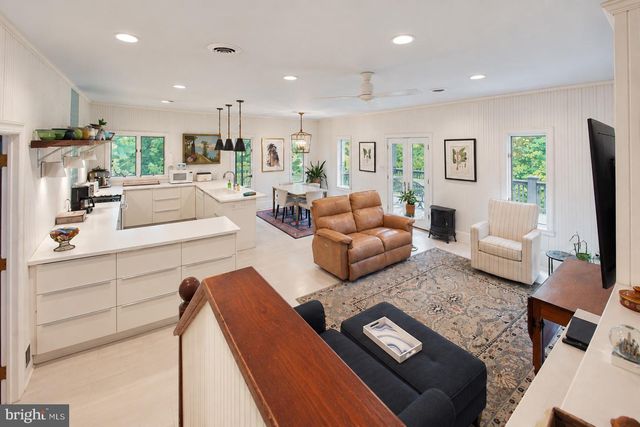 401 E CHERRY ST, Wenonah, NJ 08090
