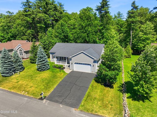 24 Morocco Lane, Colonie, NY 12304