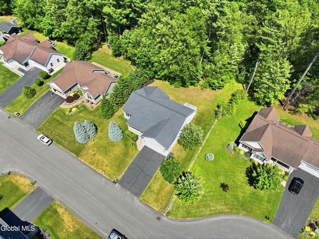 24 Morocco Lane, Colonie, NY 12304