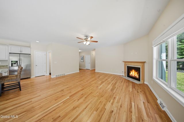 24 Morocco Lane, Colonie, NY 12304