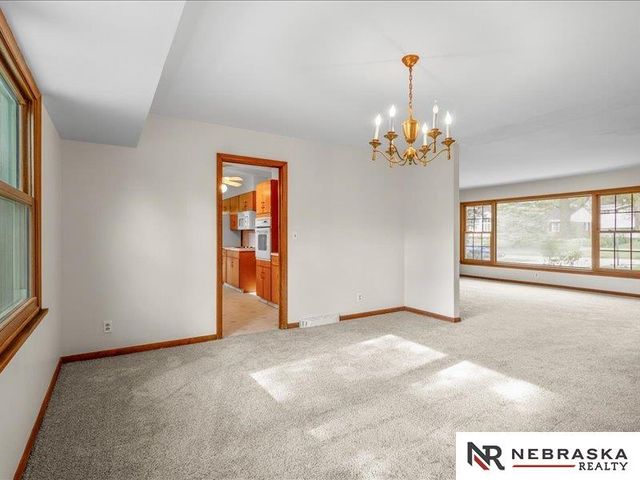 1006 Palamino Road, Omaha, NE 68154