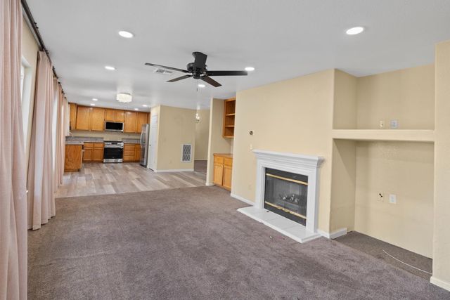 18 Jones Ranch Ct, Sacramento, CA 95838