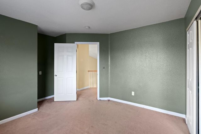 18 Jones Ranch Ct, Sacramento, CA 95838