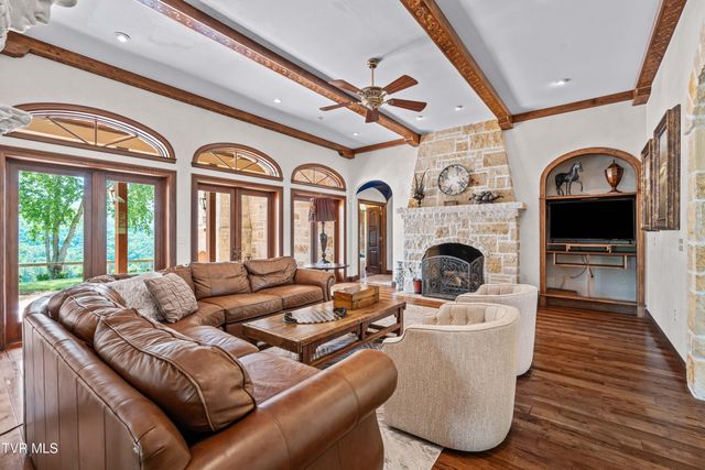 1877 Dry Hill Road, Butler, TN 37640