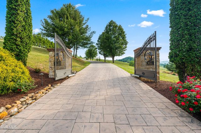 1877 Dry Hill Road, Butler, TN 37640