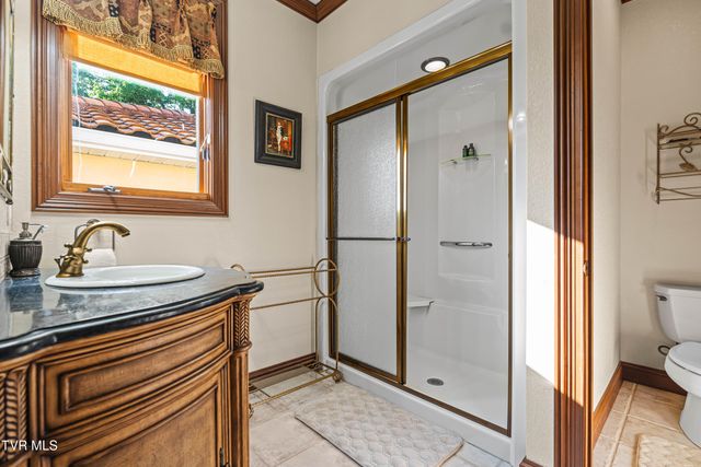1877 Dry Hill Road, Butler, TN 37640