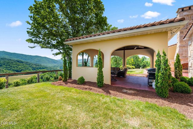 1877 Dry Hill Road, Butler, TN 37640