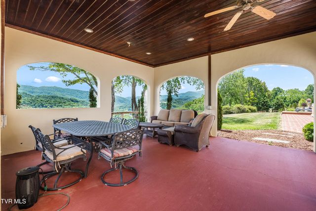 1877 Dry Hill Road, Butler, TN 37640