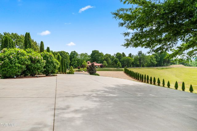 1877 Dry Hill Road, Butler, TN 37640