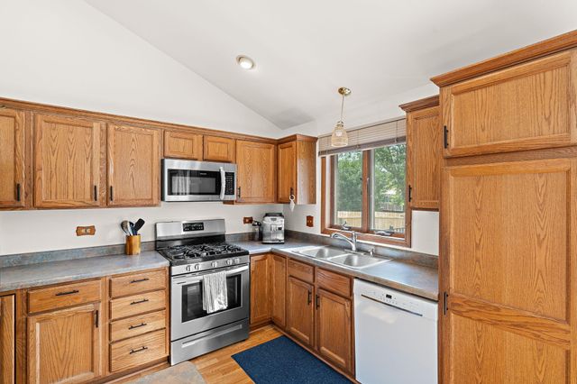 8987 Calhoun Place, Crown Point, IN 46307