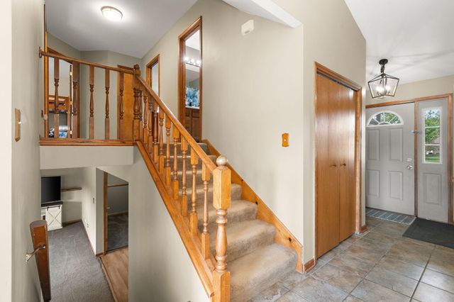 8987 Calhoun Place, Crown Point, IN 46307