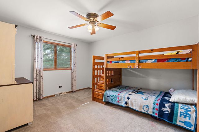8987 Calhoun Place, Crown Point, IN 46307