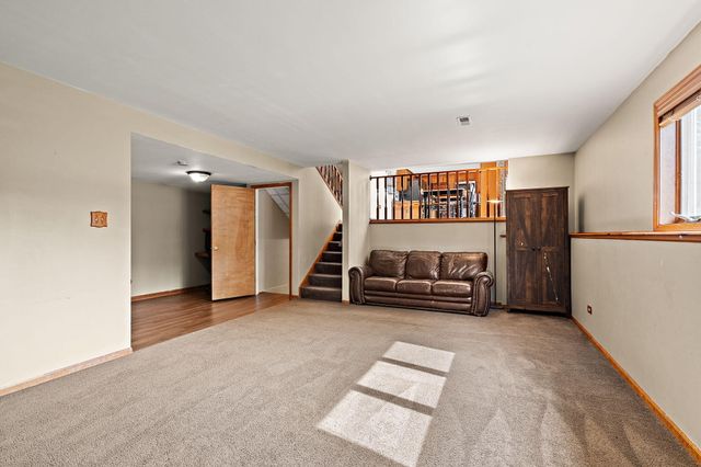 8987 Calhoun Place, Crown Point, IN 46307