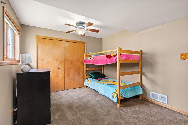 8987 Calhoun Place, Crown Point, IN 46307