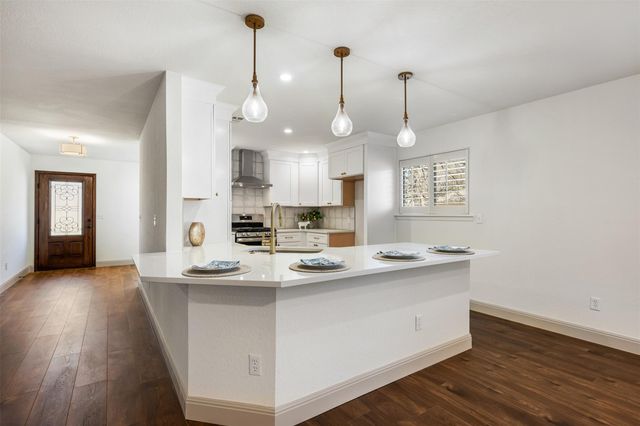 109 Vandeventer DR, Burnet, TX 78611