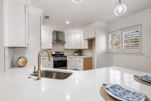 109 Vandeventer DR, Burnet, TX 78611