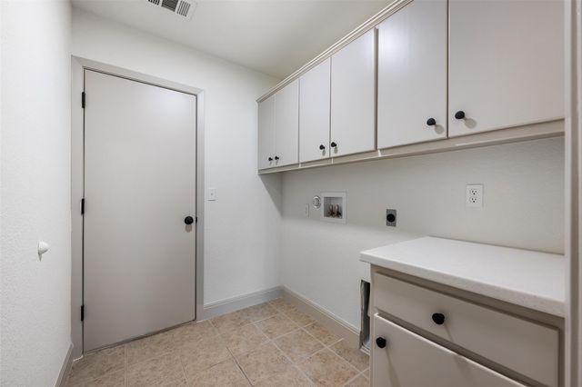 109 Vandeventer DR, Burnet, TX 78611