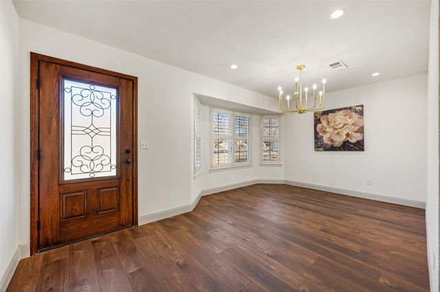 109 Vandeventer DR, Burnet, TX 78611