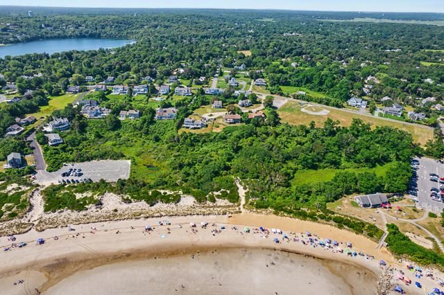 21 Grazing Field Lane, Dennis, MA 02638