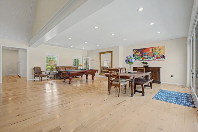 21 Grazing Field Lane, Dennis, MA 02638