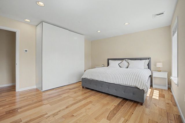 21 Grazing Field Lane, Dennis, MA 02638