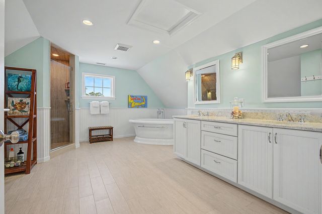 21 Grazing Field Lane, Dennis, MA 02638