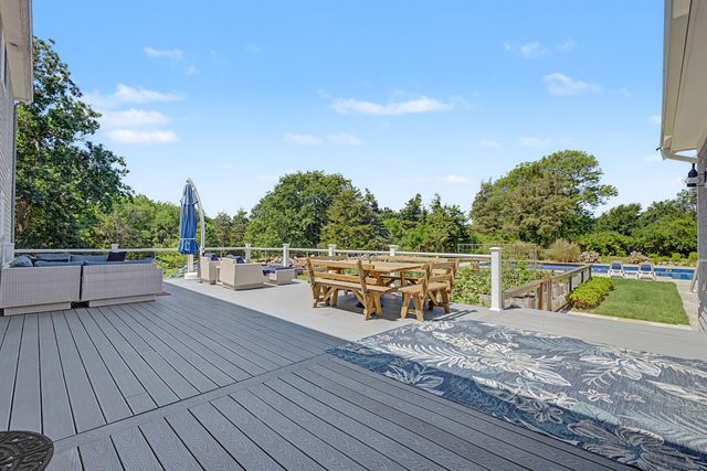 21 Grazing Field Lane, Dennis, MA 02638