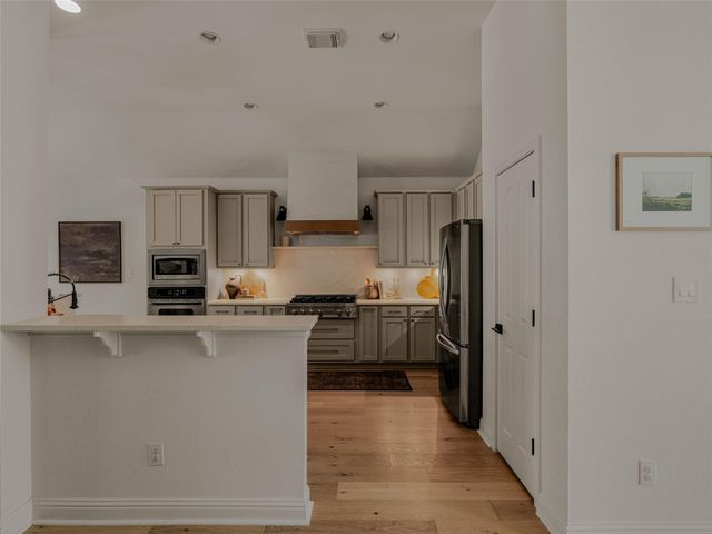 12516 Uvalde Creek DR, Austin, TX 78732
