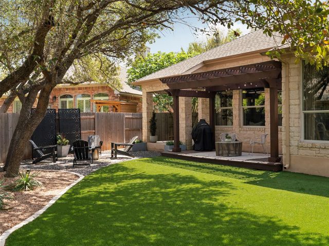 12516 Uvalde Creek DR, Austin, TX 78732