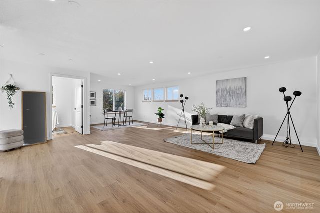 6628 66th Drive NE, Marysville, WA 98270