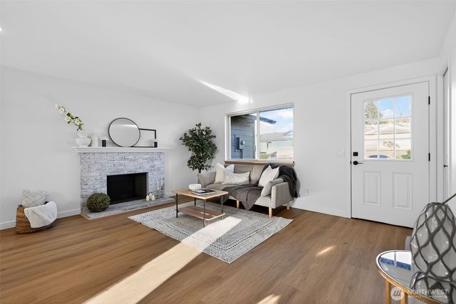 6628 66th Drive NE, Marysville, WA 98270