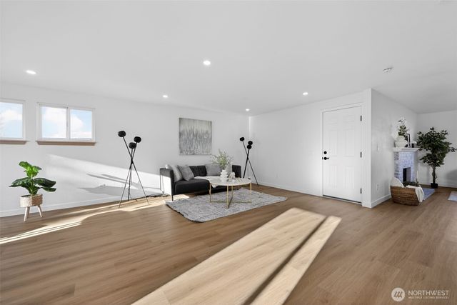 6628 66th Drive NE, Marysville, WA 98270