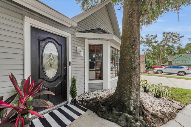 1916 RIVER CROSSING DRIVE, Valrico, FL 33596