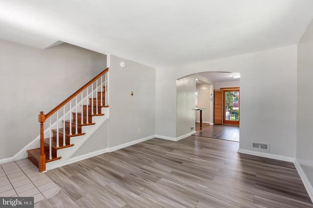 8324 RIDGELY OAK RD, Parkville, MD 21234