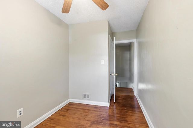 8324 RIDGELY OAK RD, Parkville, MD 21234