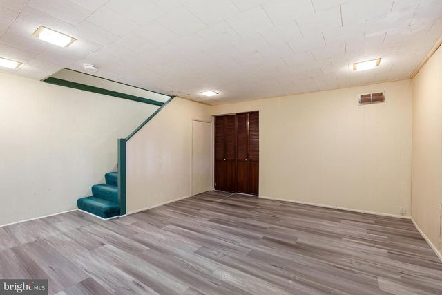8324 RIDGELY OAK RD, Parkville, MD 21234