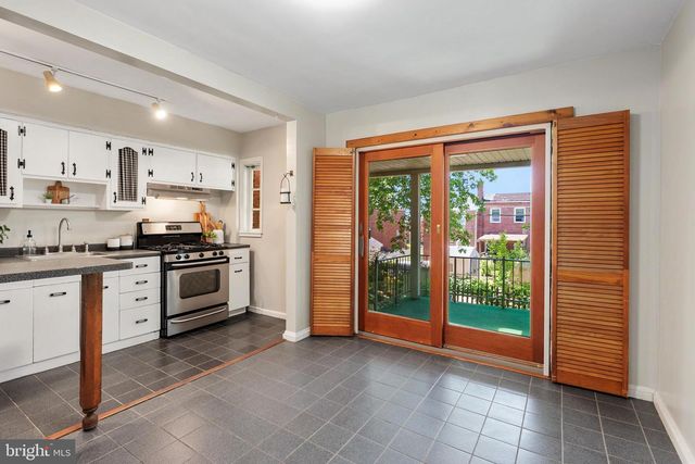 8324 RIDGELY OAK RD, Parkville, MD 21234