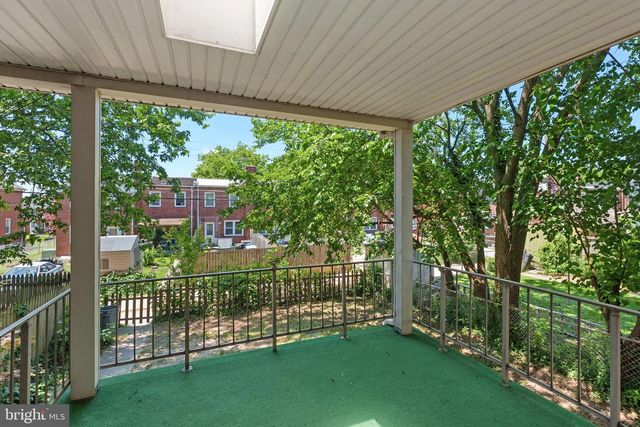 8324 RIDGELY OAK RD, Parkville, MD 21234