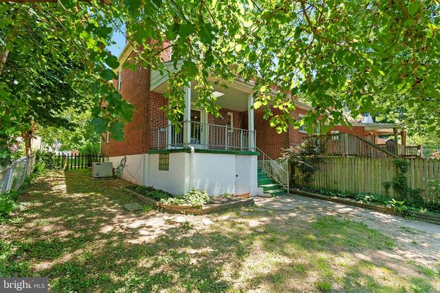 8324 RIDGELY OAK RD, Parkville, MD 21234